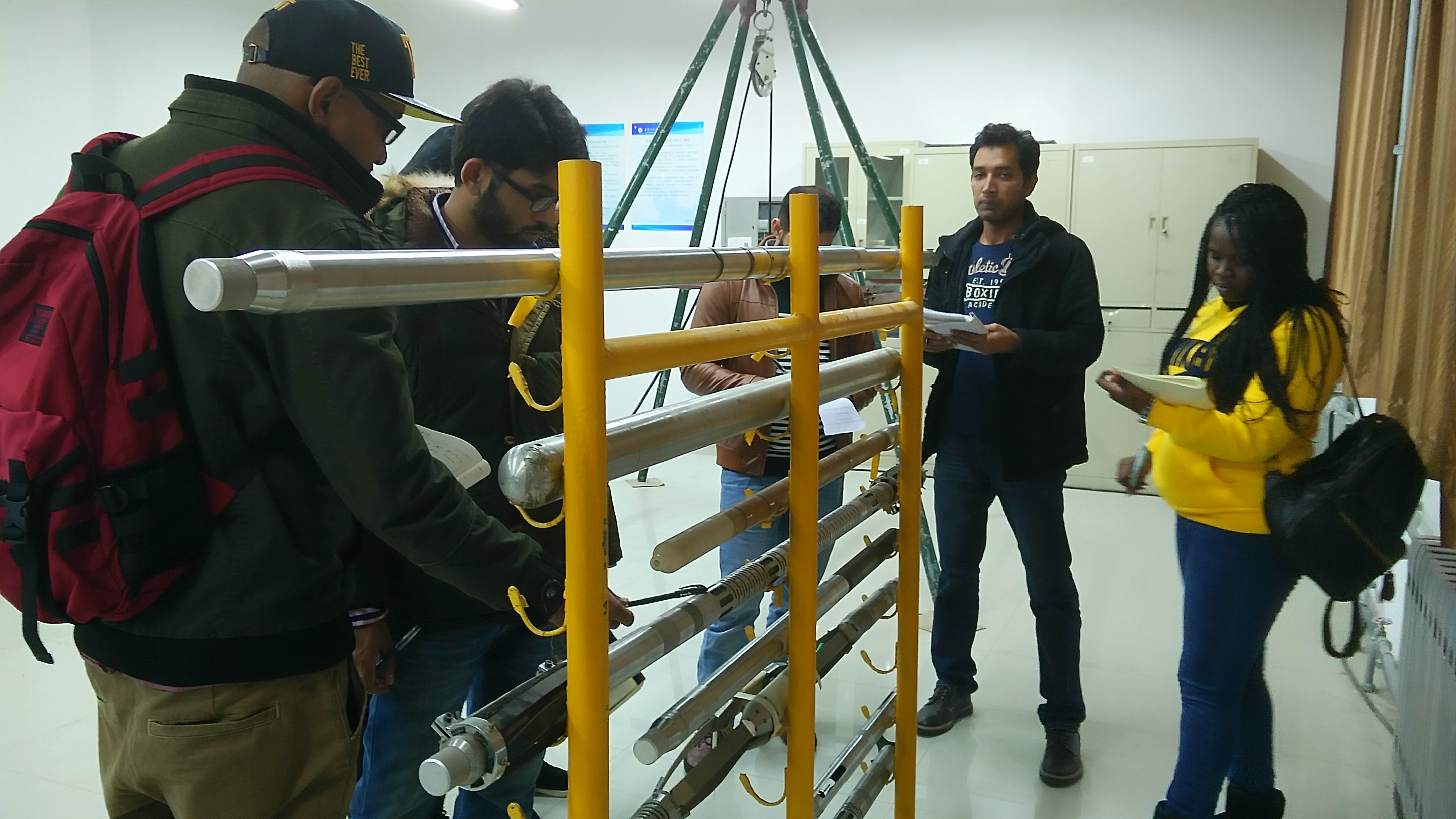 介绍钻杆和套管