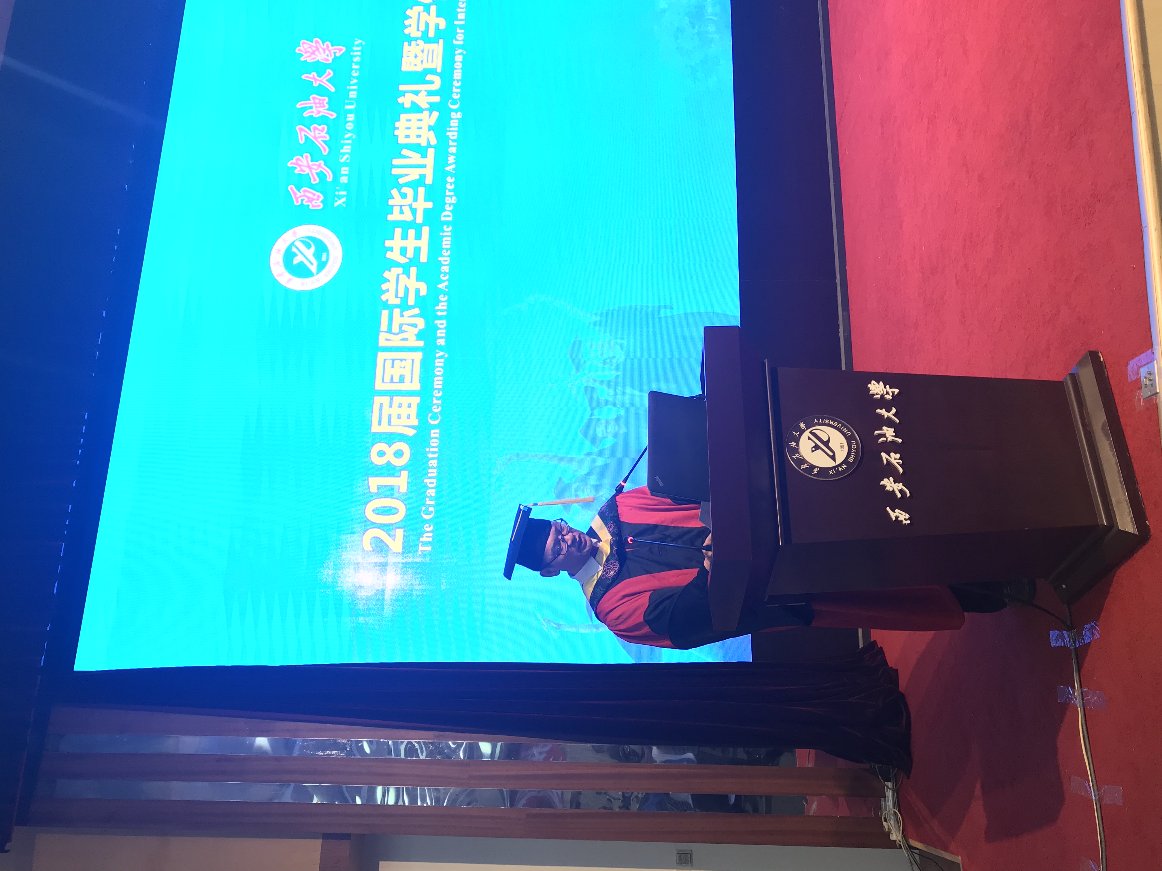 姚志刚教授代表优秀教师在2018届国际学生毕业典礼上发言